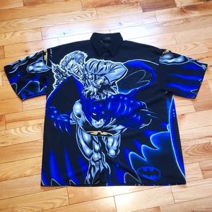 Y2K DC Comics 2001 Batman Shirt